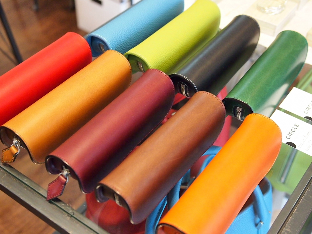 イタリア ワルピエ社 ブッテーロ革(buttero)希少BLUE14.5sf 2025年最新ワルピエ社ブッテーロの人気アイテム - メルカリ