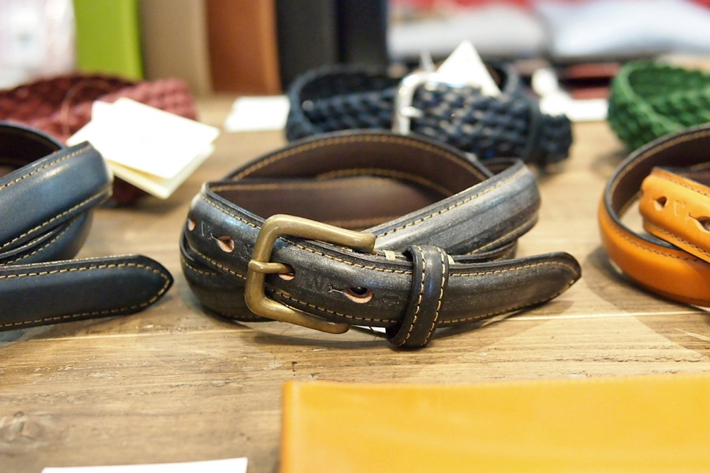 バックラッシュ ブライドルレザー ナローバックルベルト Circus of Happinessの25mmブライドルナローベルトの入荷について