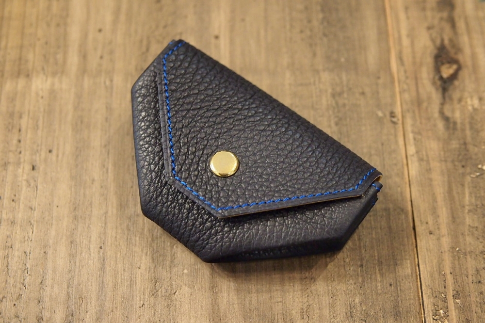 ル・ボナーのジャバラ式コインケースの入荷について（少しバッグなども