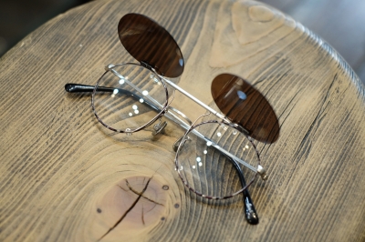 ついに5弾目、1sin×金子眼鏡のまた新しいinnovatorⅤ・クリップオン