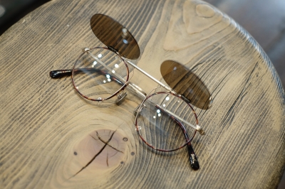 1sin×金子眼鏡 innovatorⅤ ゴールド(もももも) 1sin - 1sin×金子眼鏡 innovatorⅤ ゴールド | ravii