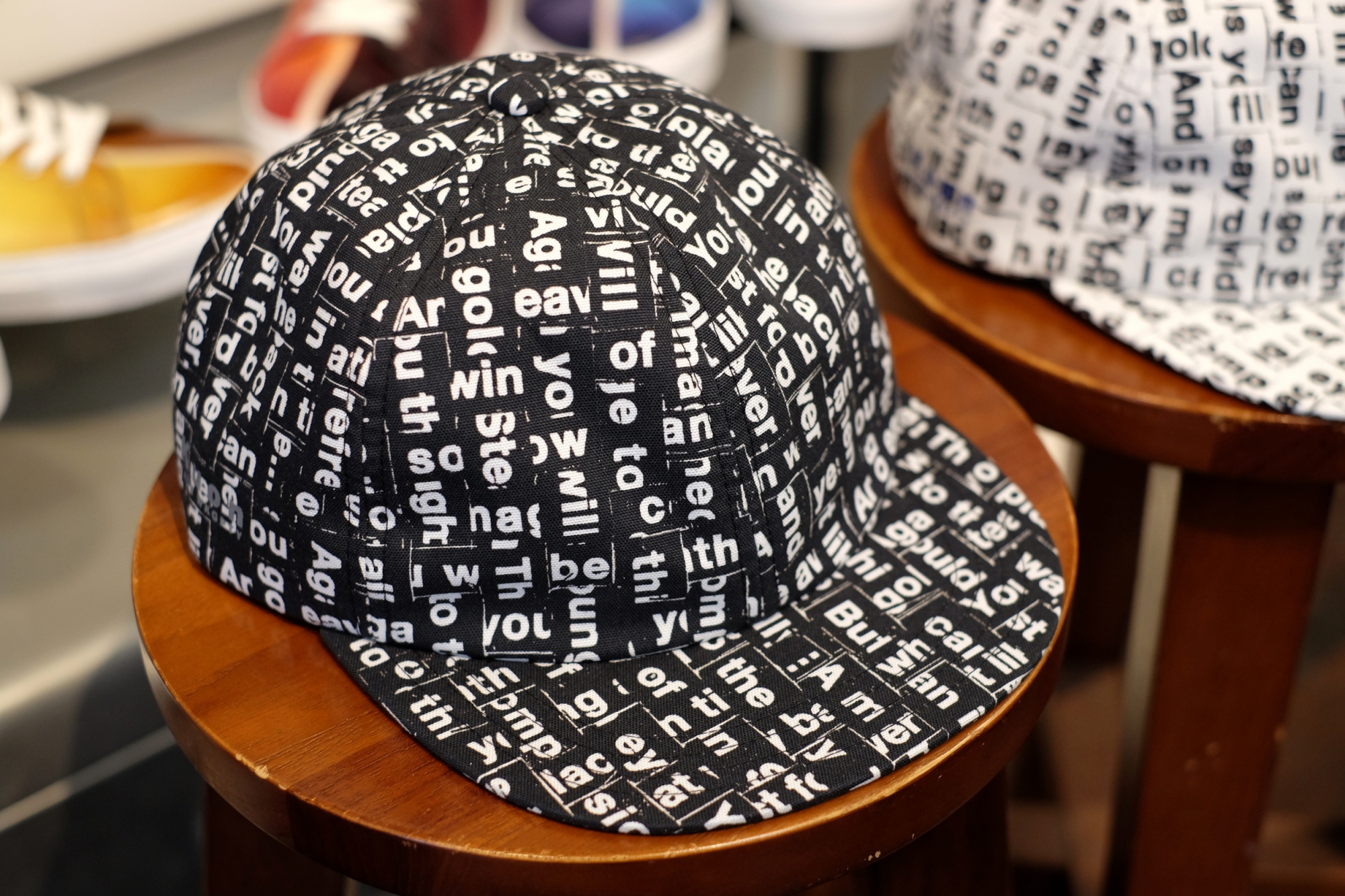 KUON（クオン）×TAGS WKGPTYのWOVEN SONG・6パネルキャップについて