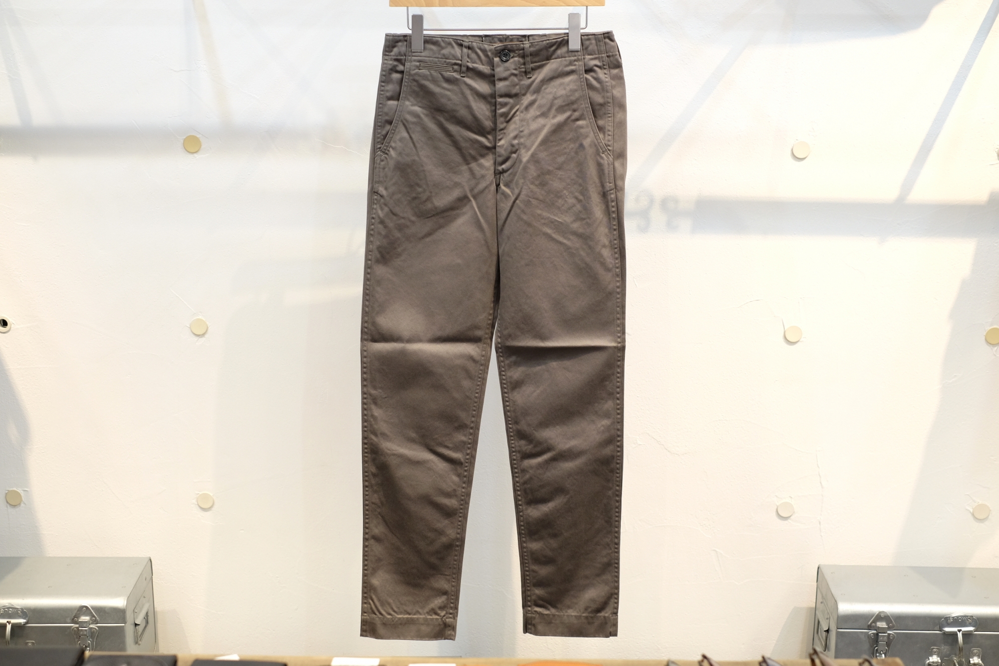 dairiku moleskin straight leg pants サンプル 割引特価 euro.com.br