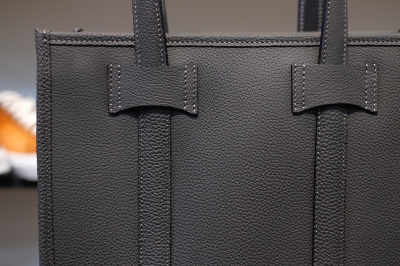 ル・ボナーさんのディプロマ・トート、じわじわやっぱり良い