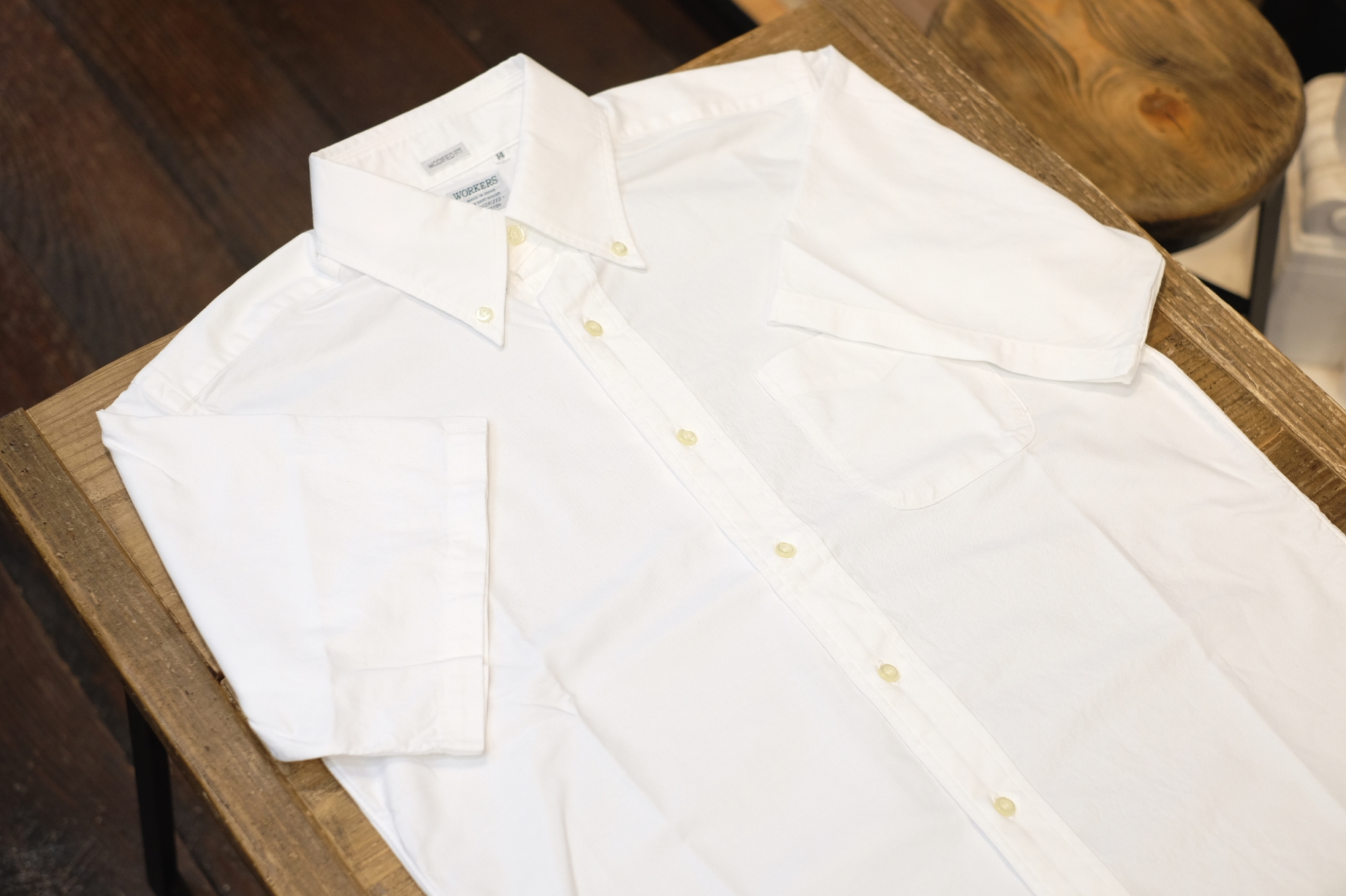 美品 WORKERS 半袖BDシャツ パイナップル柄 サイズ15 美品 WORKERS 半袖BDシャツ パイナップル柄 サイズ15 - メルカリ