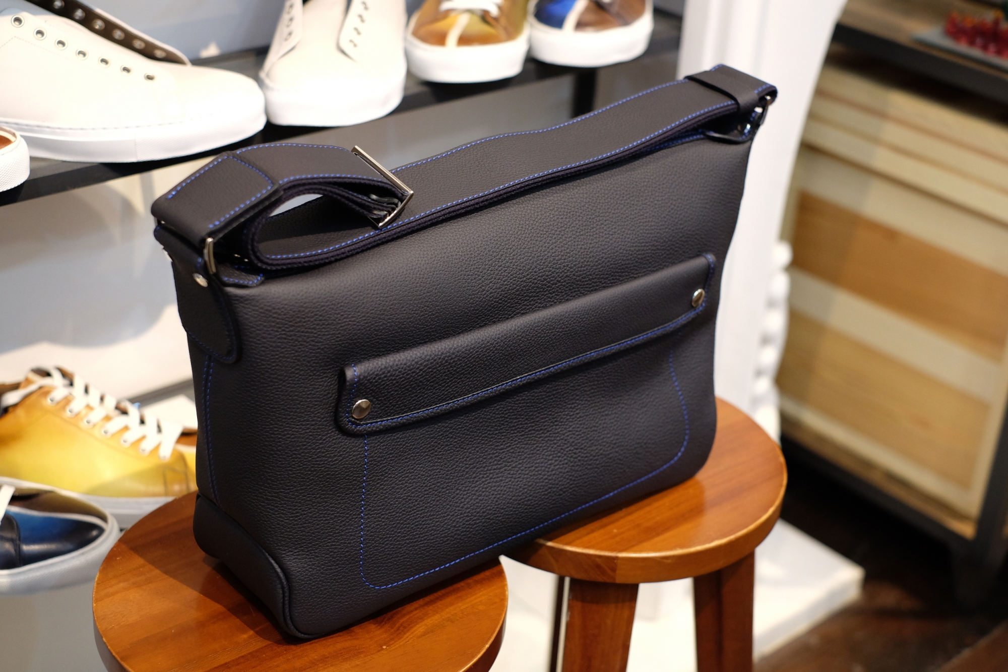 ル・ボナーさんより、予想外のタイミングでパパスショルダーが