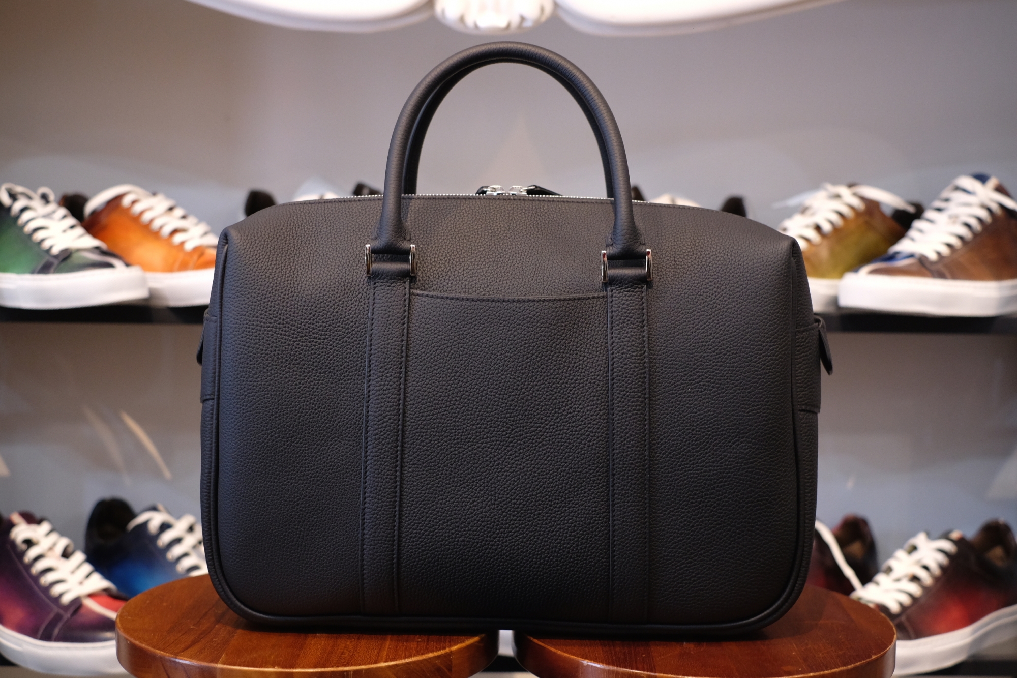 カンダミサコ「pane」黒×ゴールド金具 カンダミサコ「pane」黒×ゴールド金具