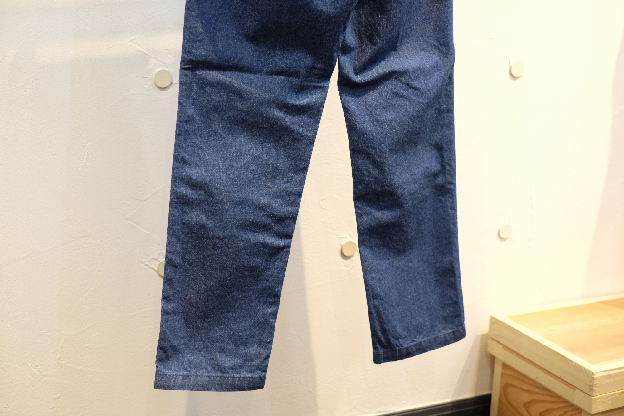 Workers(ワーカーズ)さんのインディゴデニムベイカーパンツ Workers(ワーカーズ)さんのインディゴデニムベイカーパンツ
