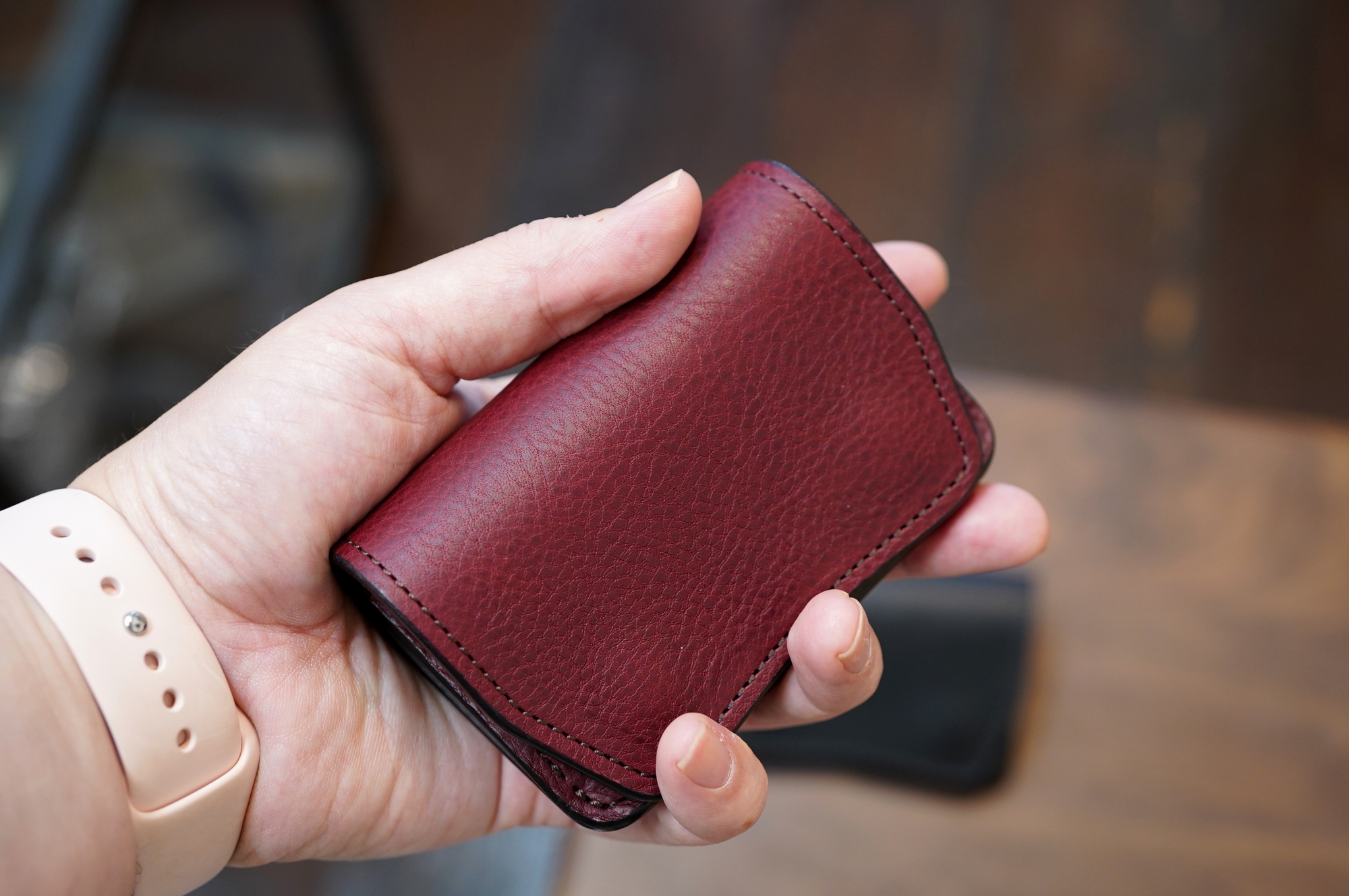 acca アッカ　限定トリコローレ　Lサイズ　ロイヤルレッド　保管袋つき acca アッカ 限定トリコローレ Lサイズ ロイヤルレッド 保管袋つき