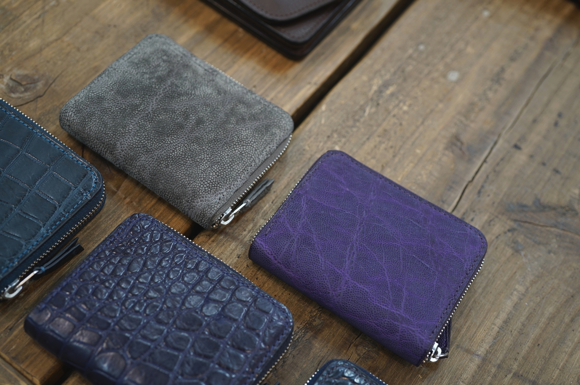 【カンダミサコ】pocketwallet ナイルクロコダイル【限定】 pocketwallet_エレファントとクロコダイル | 革・鞄・小物