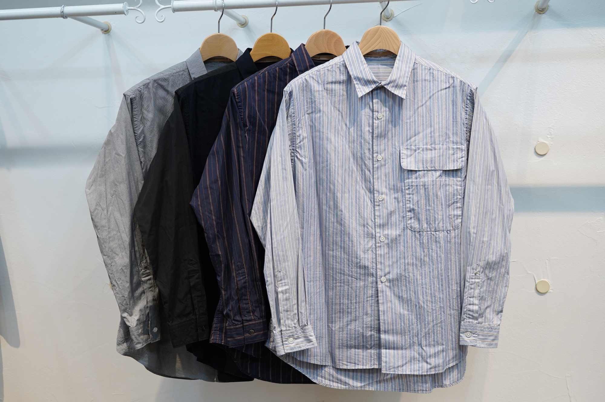 TOHNAI（トーナイ）のあまりにも素晴らしいレギュラーカラーシャツたち