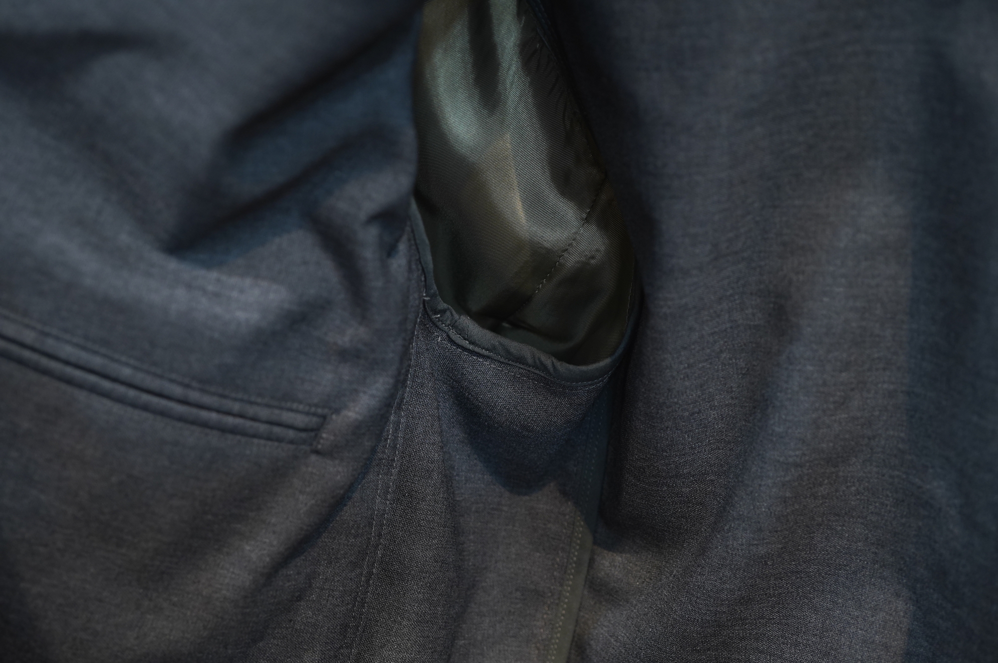 Workers（ワーカーズ）さんのコンバットウールトロピカル・アイビー