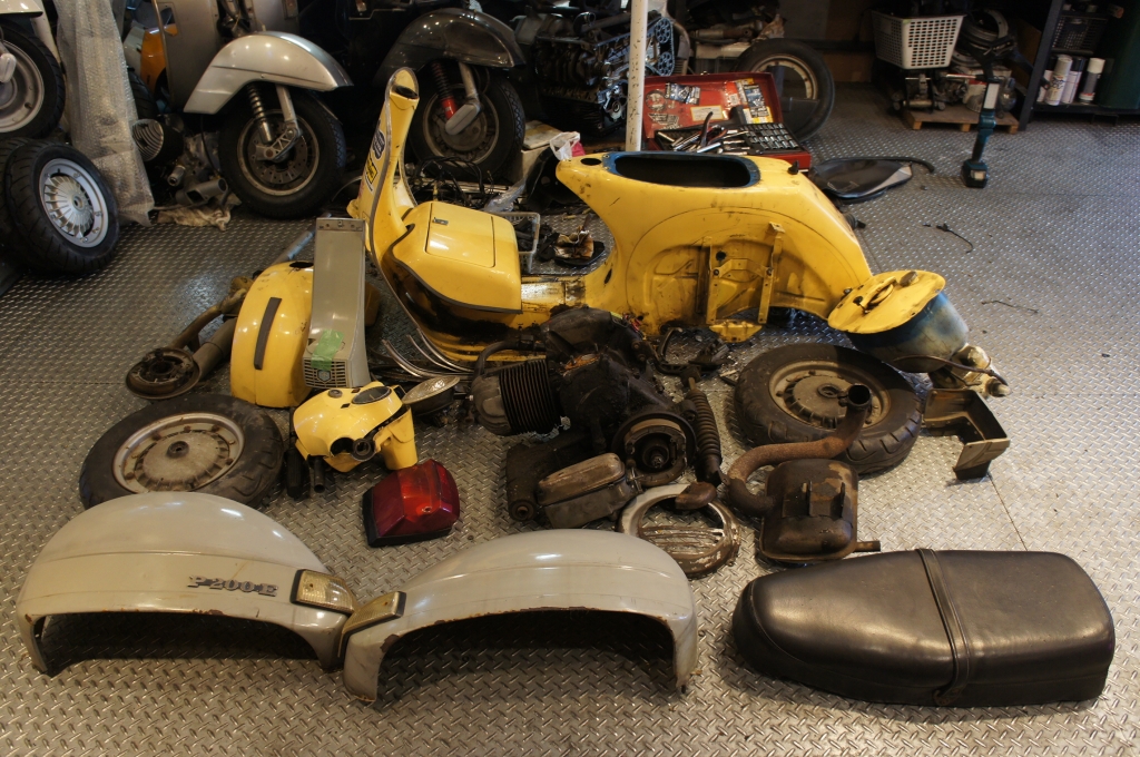 初爆ok ベスパ ビンテージ VESPA Vespa vespa P200E 現状 レストアベース 部品取り Yahoo!オークション - ベスパ50s 不動 書付 レストアベース 部品取り