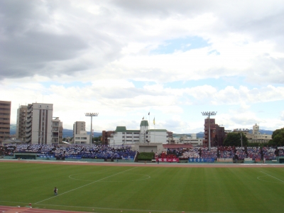 試合前スタンド.JPG