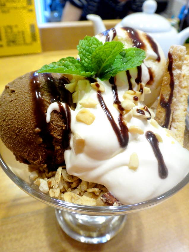 草加のきょうわカフェのミニチョコパフェ
