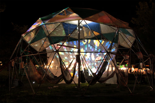 Cosmic space hammock
