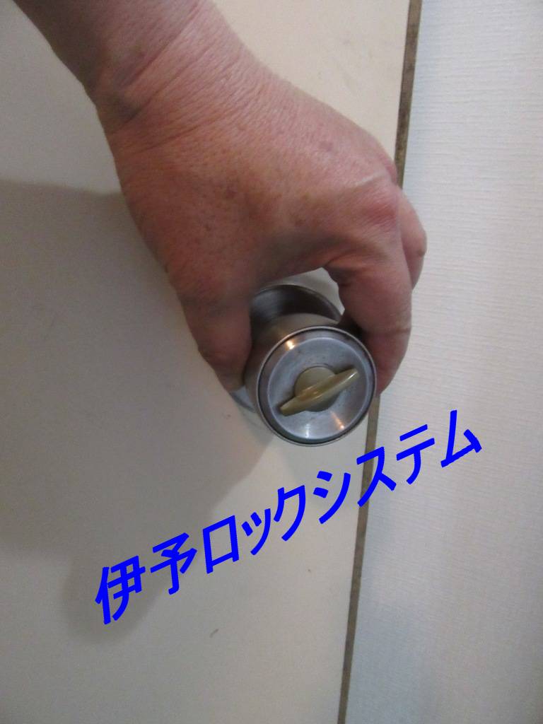 室内扉のドアノブ