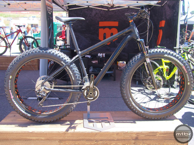 MONGOOSE ARGUS EXPERT 2017