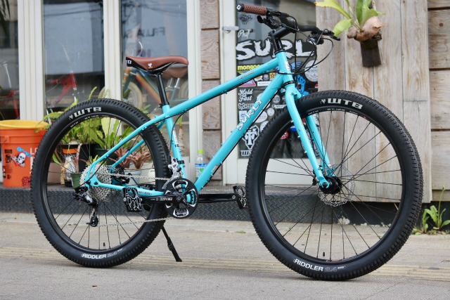 SURLY 『BRIDGE CLUB』 万能ダートツーリングバイクがオススメ
