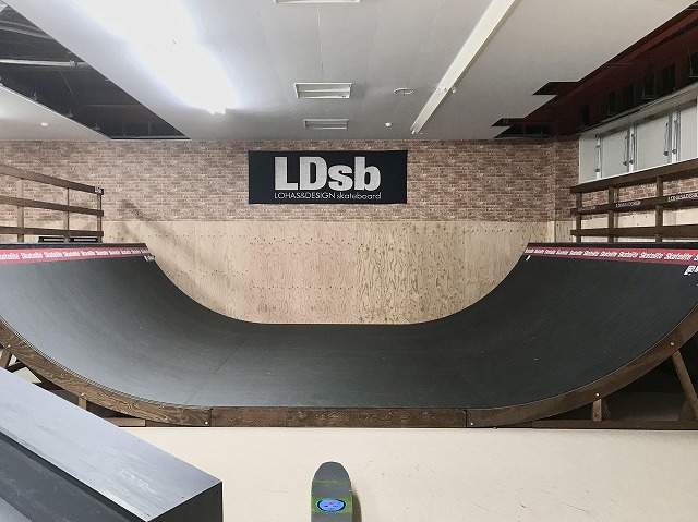 初心者にオススメ コンプリートスケートボード週末入荷予定です