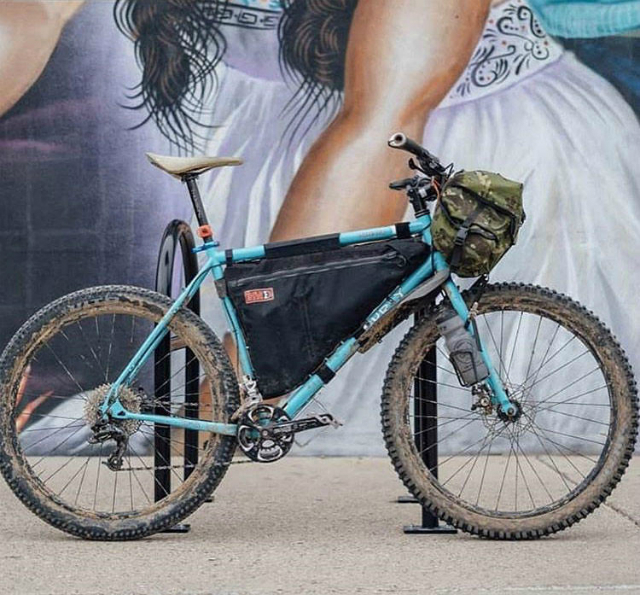 【引き渡しのみ】サーリー　ブリッジクラブ　美品　Mサイズ SURLY（サーリー） ◇◇サーリー ブリッジクラブ BRIDGE CLUB 2020年頃