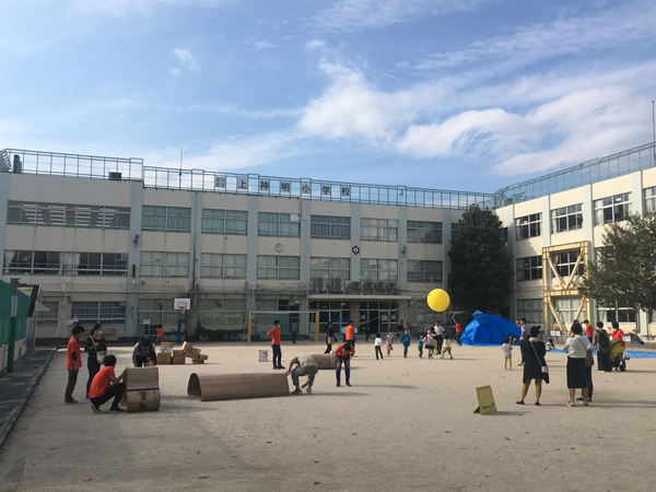 上神明小校庭