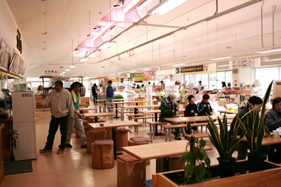 五色沼の物産館