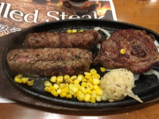 ブロンコビリーのステーキとハンバーグ