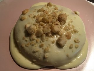 自家製マカダミアナッツソースパンケーキ