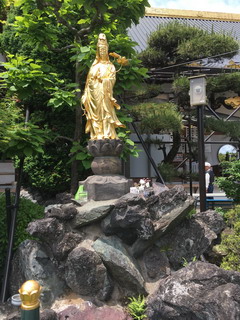 佐野厄除け大師の麗水観音