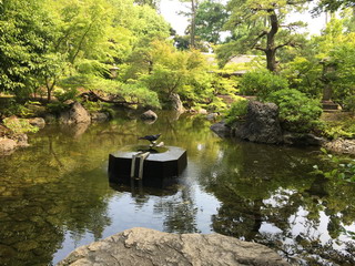 寒川神社の神嶽山神苑