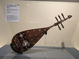 螺鈿紫檀五絃琵琶