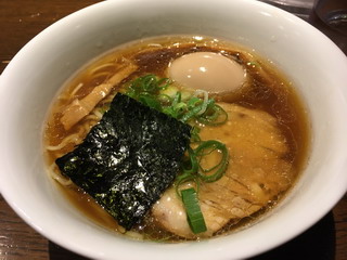 醤油らぁ麺