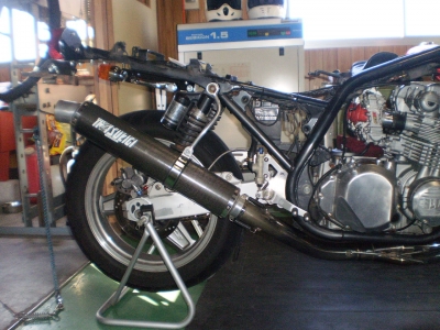 ゼファー750
