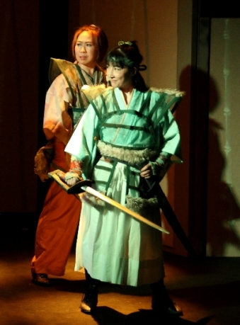 にせ八犬伝