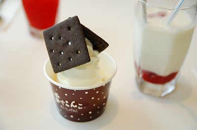 雪やこんこ