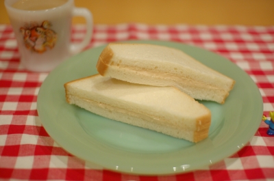 ピーナツサンド