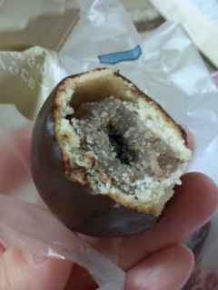チョコクリーム入り餡・かもめのショコらん