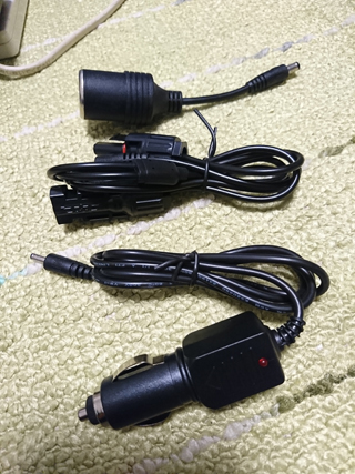 ポータブル電源蓄電池付属コードいろいろ