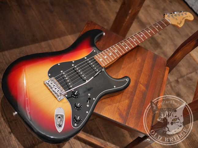fender japan ST71? フェンダー　ジャパン　売り切りです　オリンピックホワイト