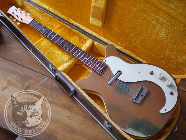 動画ありDanelectro DCベース　ヴィンテージ感あるダンエレクトロ 唯一無二の圧倒的存在感を放つ「ダンエレクトロ」 | キクタニ