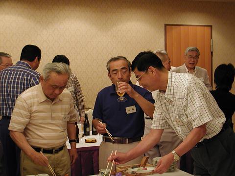 先ずは食べようよ!