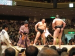 溜り席