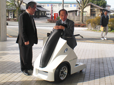 菊池市役所:市長の試乗