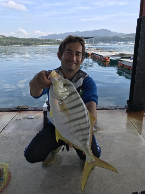 珍しい魚 釣り人の繋がり 沖縄本部釣りイカダ 釣果 日記