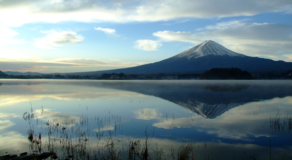 逆さ富士(河口湖)