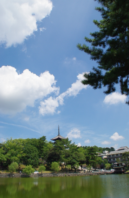 猿沢池