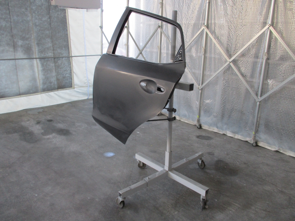 デミオ・板金塗装