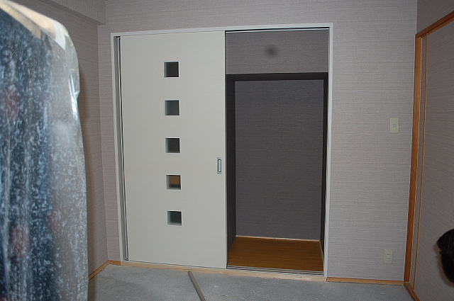 dc030701.jpg