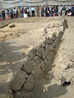 「舟入状遺構」の一部。深さはまだあるようです。